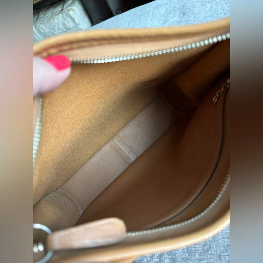 Vintage Coach Andrea, Tan - Picture 12 of 16